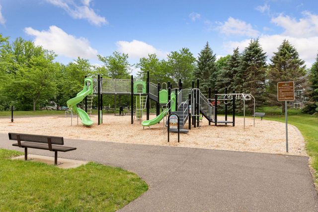 3717 Fairway Point, Woodbury, MN 55125