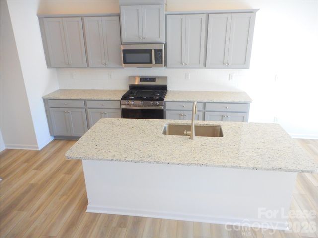 2723 Yeager Drive NW, Concord, NC 28027