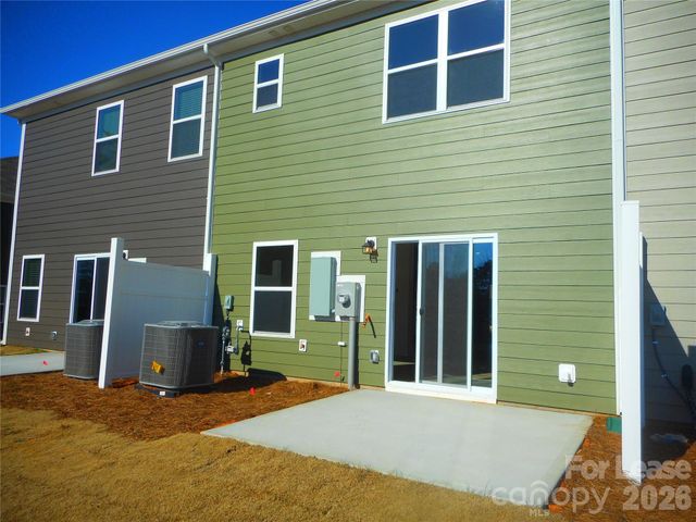 2723 Yeager Drive NW, Concord, NC 28027