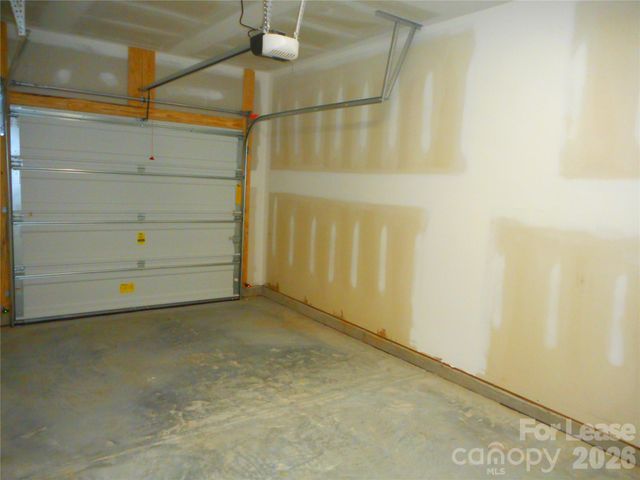 2723 Yeager Drive NW, Concord, NC 28027