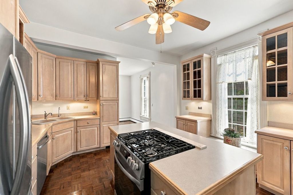 638 S Hough Street, Barrington, IL 60010 — photo 3