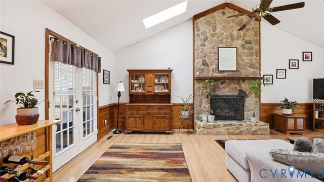 9732 Ladue Rd, North Chesterfield, VA 23237