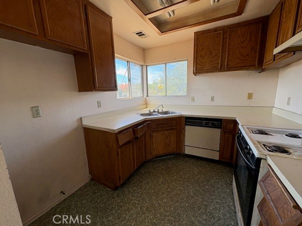13747 Schayleen Court, Moreno Valley, CA 92553 — photo 5