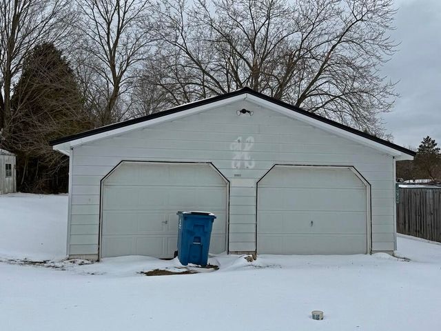 19789 30th Avenue, Barryton, MI 49305