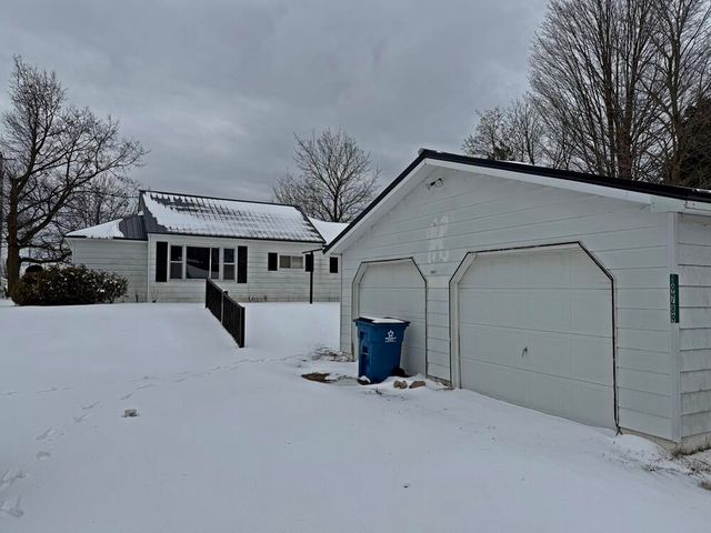 19789 30th Avenue, Barryton, MI 49305