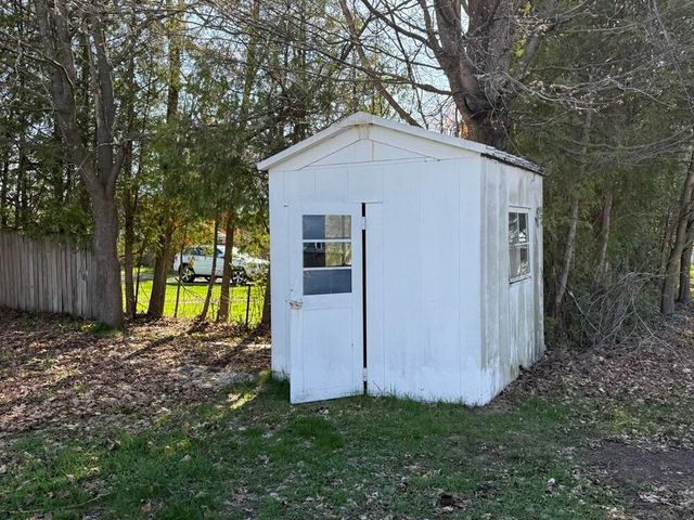 19789 30th Avenue, Barryton, MI 49305