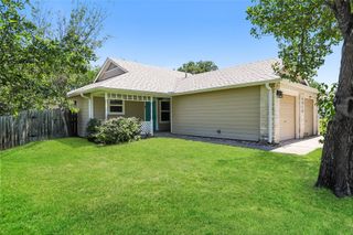 1918 Gracy Farms LN B, Austin, TX 78758