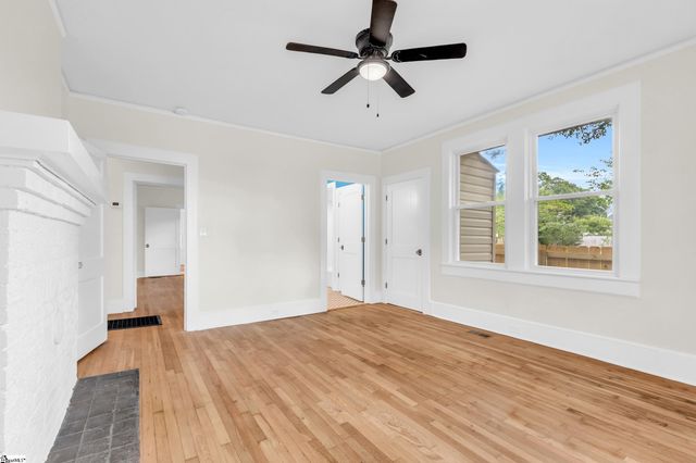 221 Brookdale Avenue, Greenville, SC 29607