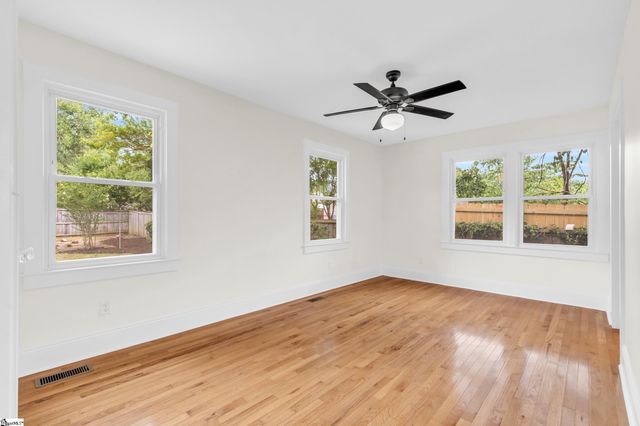 221 Brookdale Avenue, Greenville, SC 29607