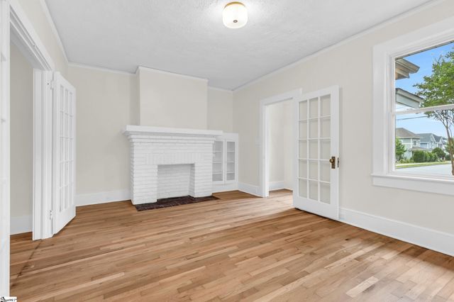 221 Brookdale Avenue, Greenville, SC 29607