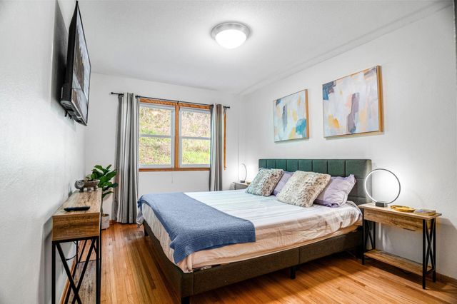 4025 Chowen Avenue S, Minneapolis, MN 55410