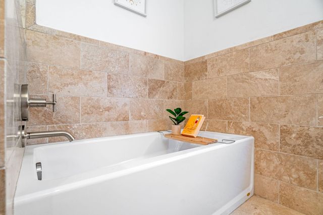 4025 Chowen Avenue S, Minneapolis, MN 55410