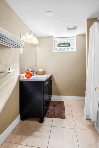 4025 Chowen Avenue S, Minneapolis, MN 55410