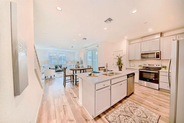 7862 Paseo De Daly, Citrus Heights, CA 95610