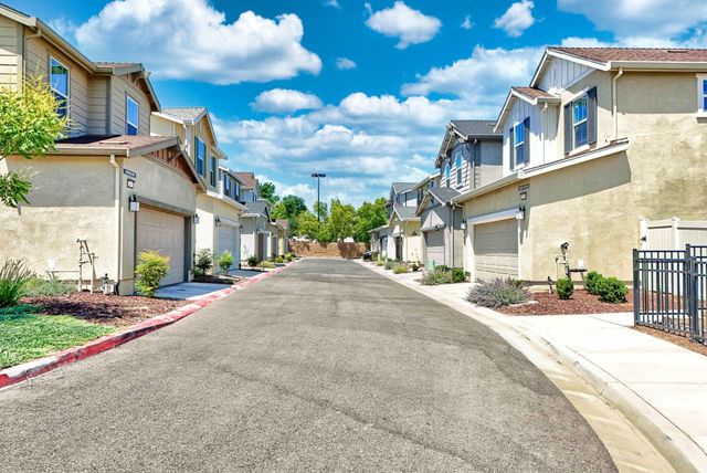 7862 Paseo De Daly, Citrus Heights, CA 95610