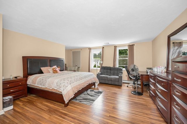 769 Grafton St, Shrewsbury, MA 01545