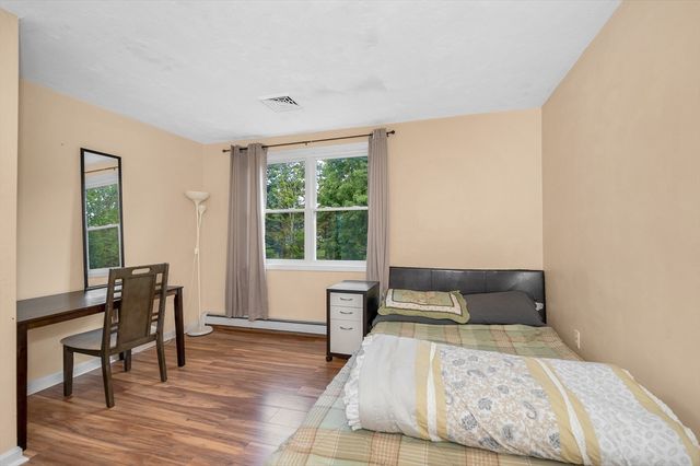 769 Grafton St, Shrewsbury, MA 01545
