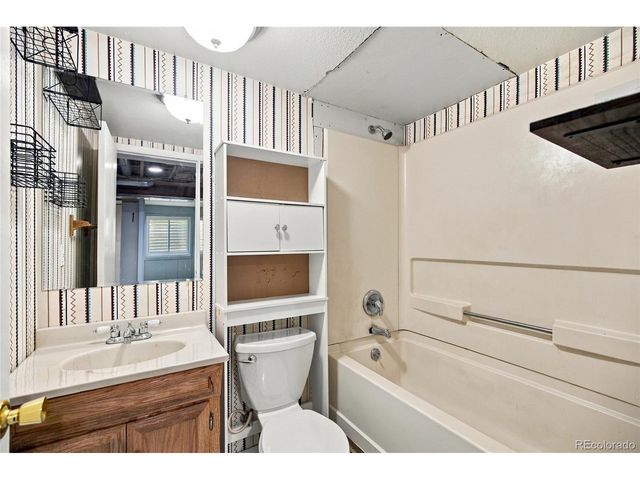 5339 S Jebel St, Centennial, CO 80015