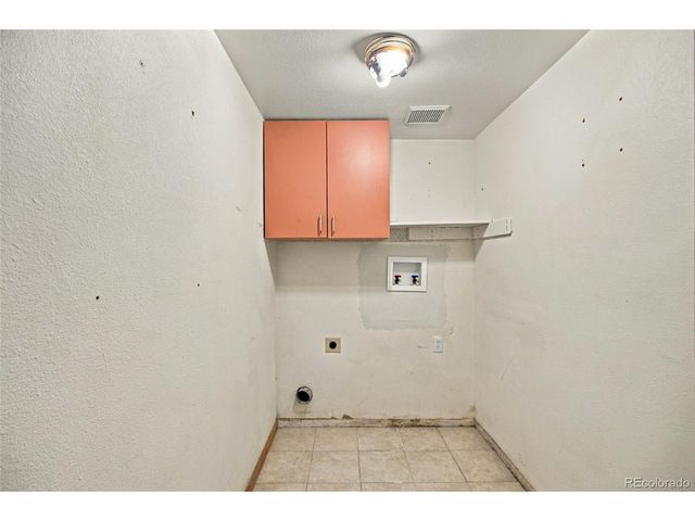 5339 S Jebel St, Centennial, CO 80015