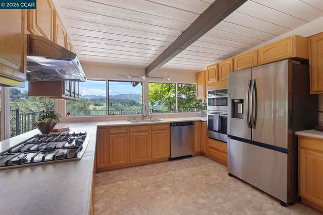 742 Miner Road, Orinda, CA 94563