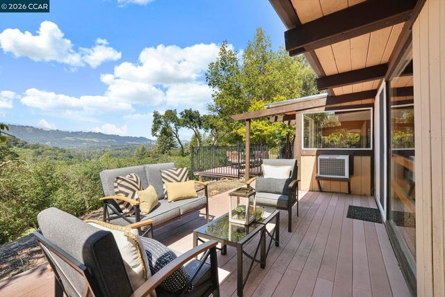 742 Miner Road, Orinda, CA 94563