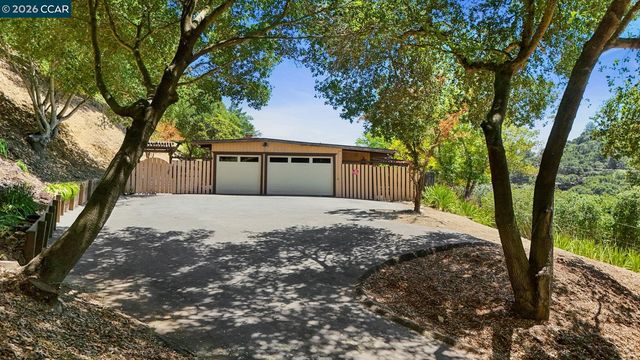 742 Miner Road, Orinda, CA 94563