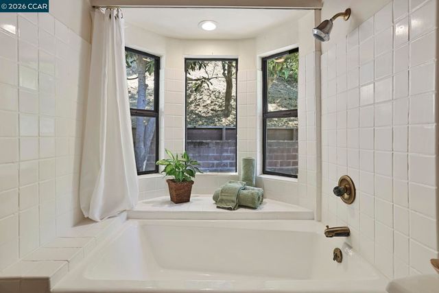 742 Miner Road, Orinda, CA 94563