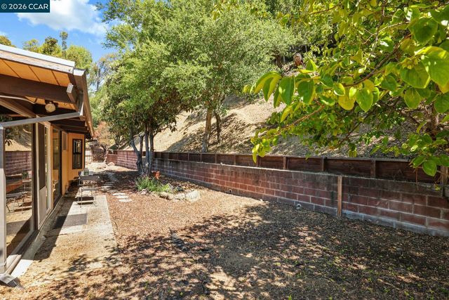 742 Miner Road, Orinda, CA 94563