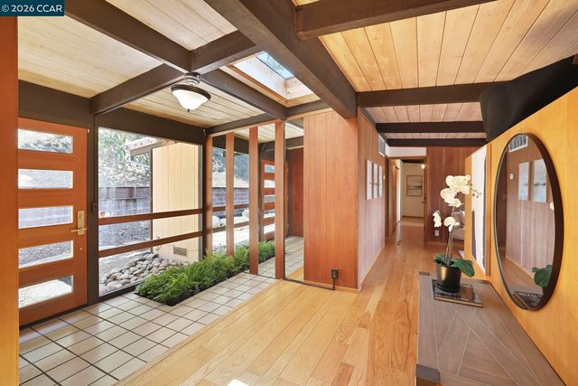 742 Miner Road, Orinda, CA 94563