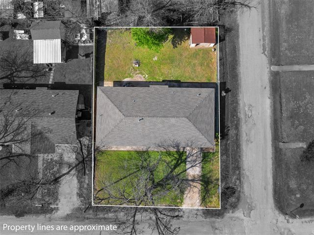 309 N 4th Street, Rosebud, TX 76570