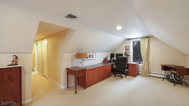 7 Manor Dr, Warren Twp., NJ 07059