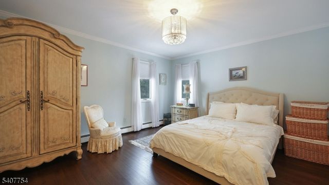 7 Manor Dr, Warren Twp., NJ 07059