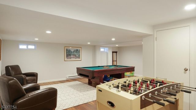 7 Manor Dr, Warren Twp., NJ 07059