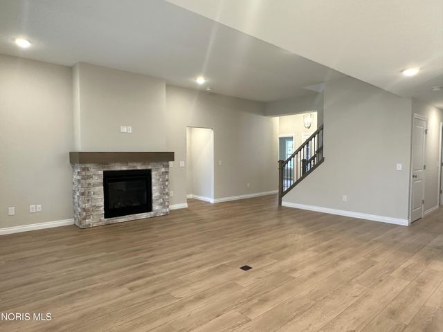 15038 Stonebridge Lane, Perrysburg, OH 43551