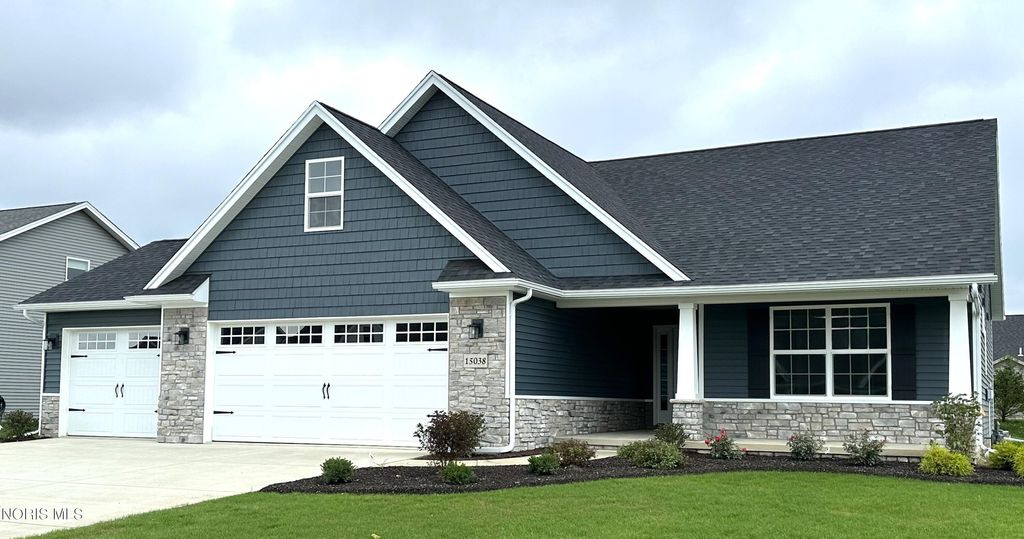 15038 Stonebridge Lane, Perrysburg, OH 43551