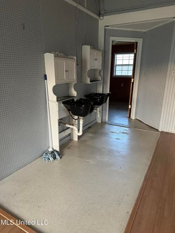 215 Highway 61 S., Natchez, MS 39120