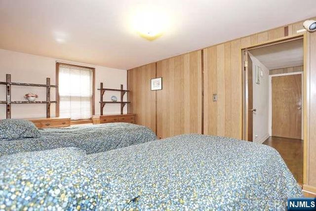 405 Terhune Avenue, Paramus, NJ 07652