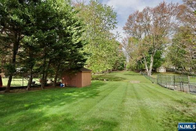 405 Terhune Avenue, Paramus, NJ 07652