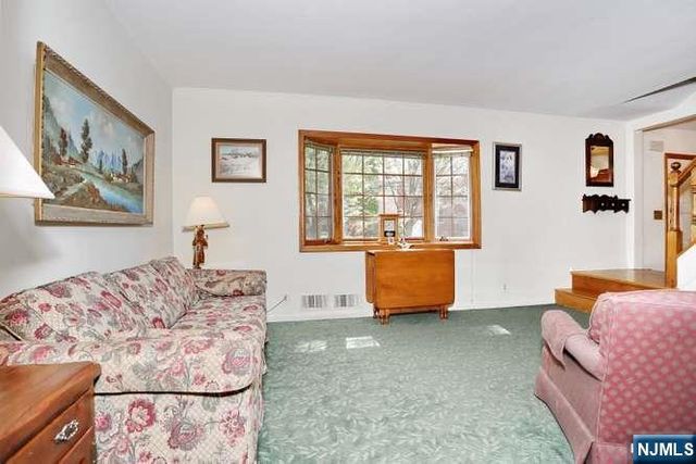 405 Terhune Avenue, Paramus, NJ 07652