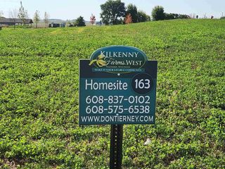 1600 Fred Schunk Court, Waunakee, WI 53597