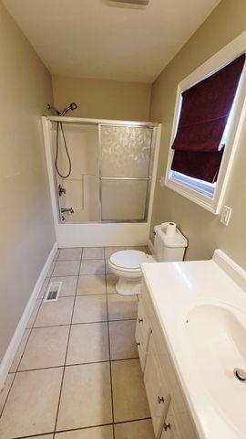 397 Bluff Springs Rd, Mcminnville, TN 37110