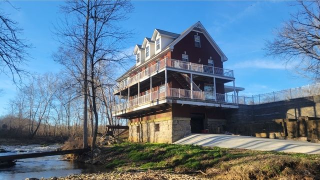 397 Bluff Springs Rd, Mcminnville, TN 37110