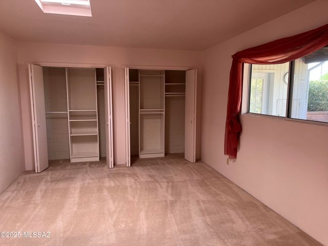 307 N Calle Del Diablo, Green Valley, AZ 85614