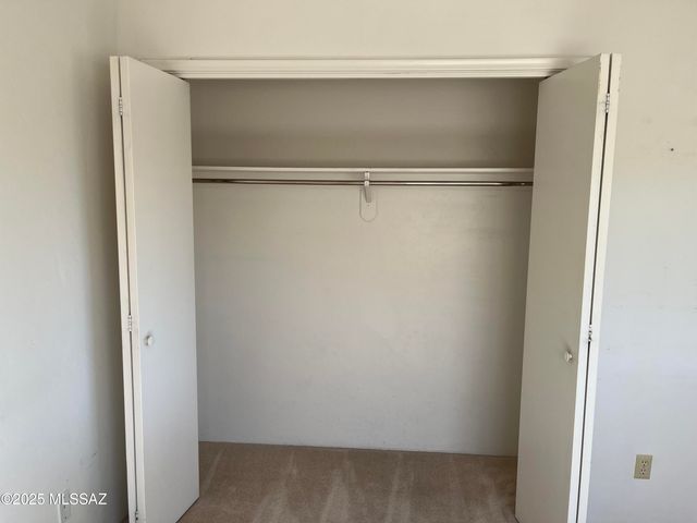 307 N Calle Del Diablo, Green Valley, AZ 85614