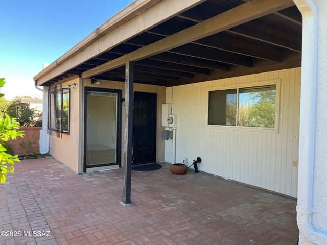 307 N Calle Del Diablo, Green Valley, AZ 85614