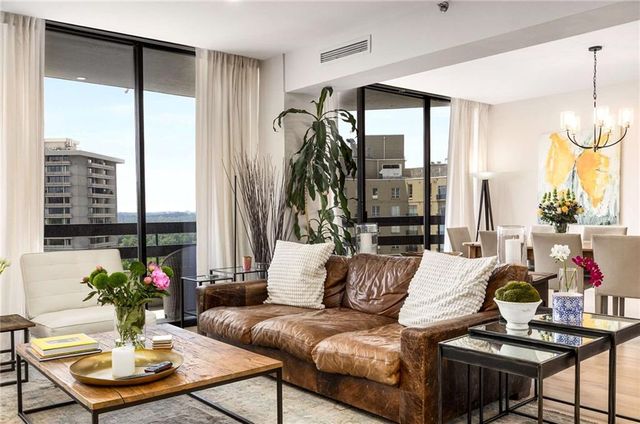 2660 Peachtree NW Road 18H, Atlanta, GA 30305