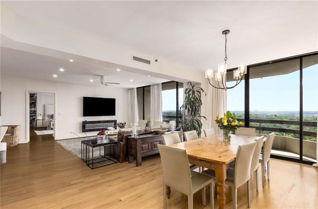 2660 Peachtree NW Road 18H, Atlanta, GA 30305