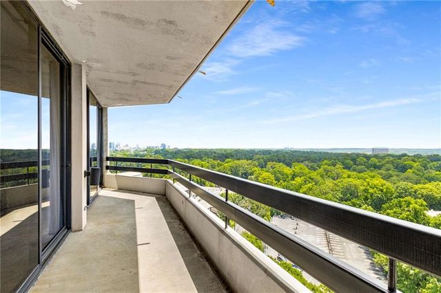 2660 Peachtree NW Road 18H, Atlanta, GA 30305