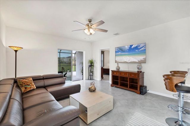 3293 HILLTOP CIRCLE, Bradenton, FL 34211