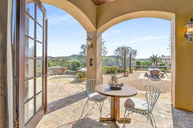 30662 Hilltop Way, San Juan Capistrano, CA 92675